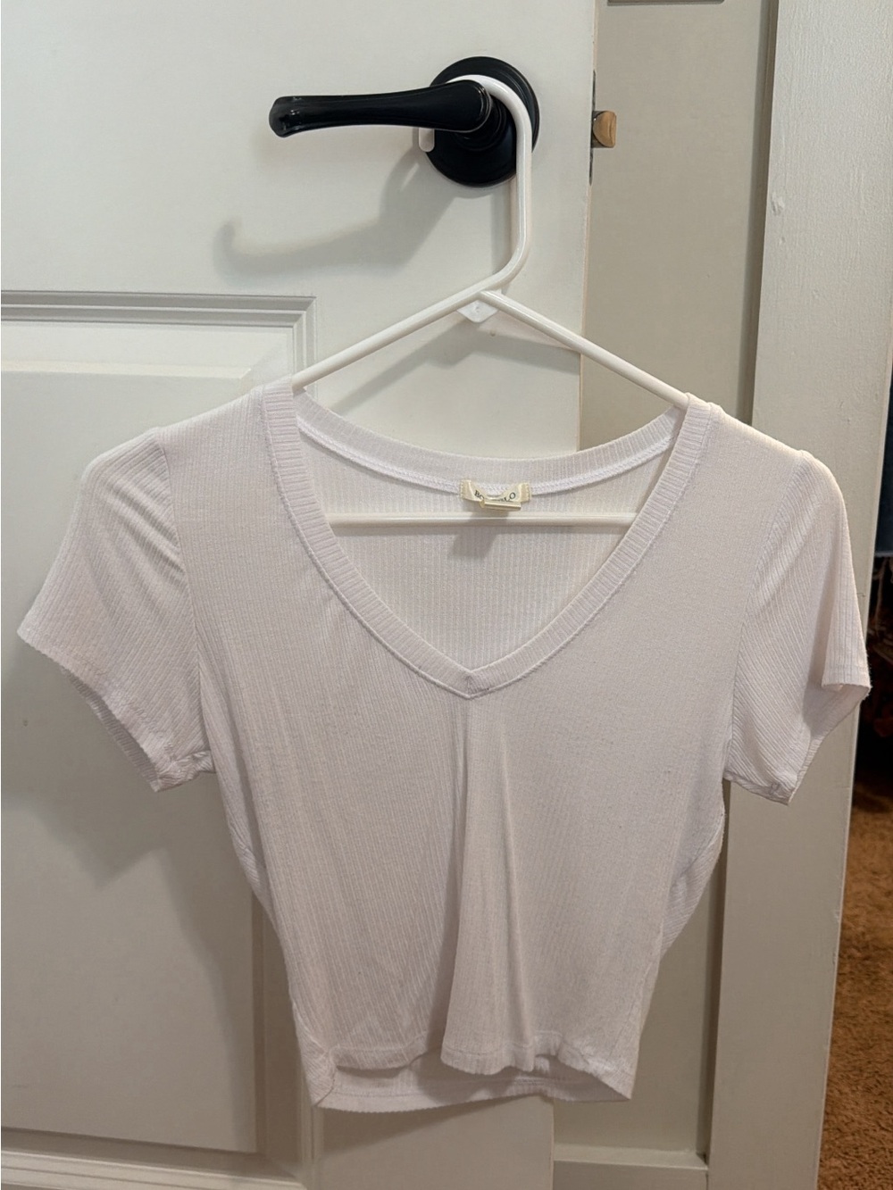 White ribbed short sleeve top
